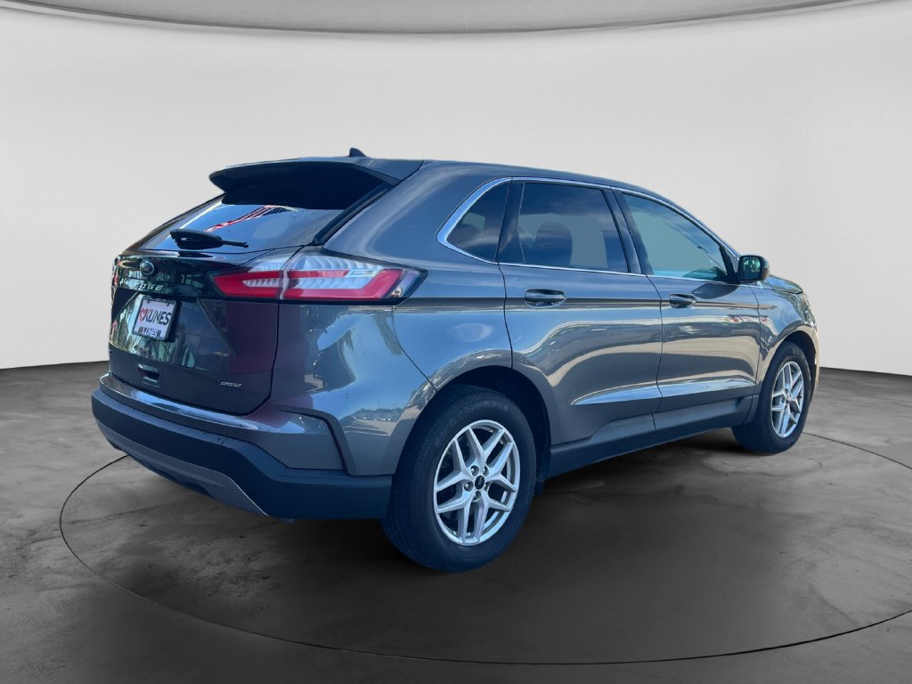 Used 2024 Ford Edge SEL AWD/4WD image 7