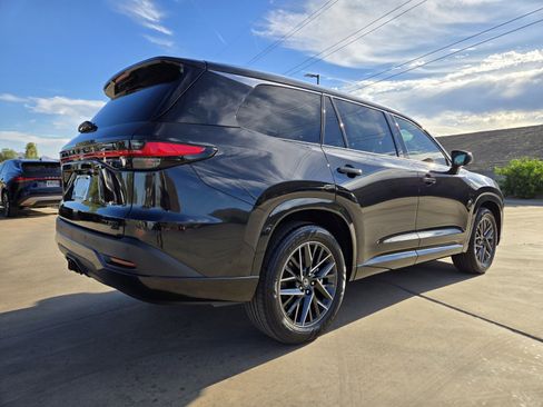 New 2026 Lexus TX 350 AWD image 3