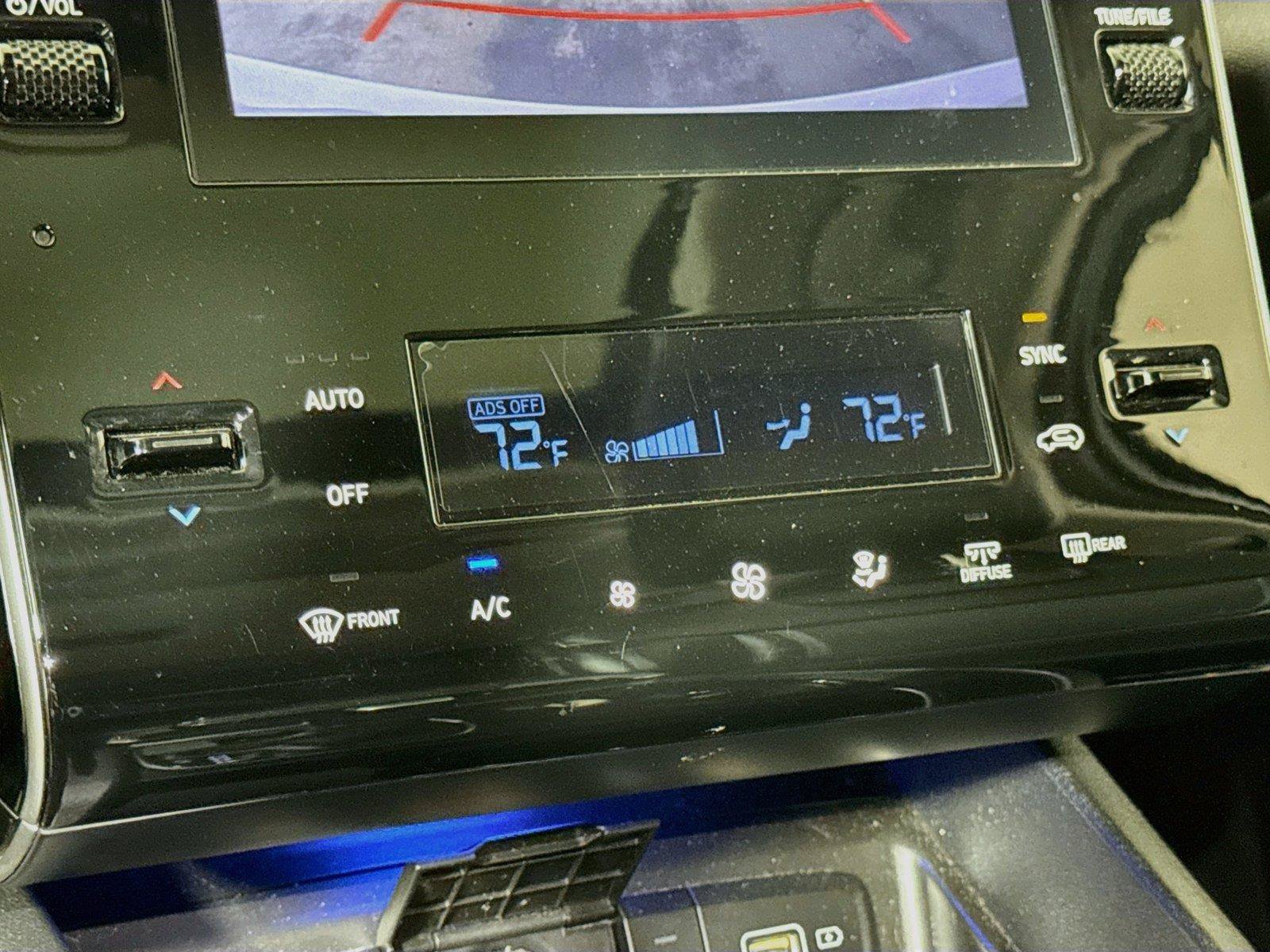 Used 2023 Hyundai Tucson SEL w/ Convenience Package AWD/4WD image 13