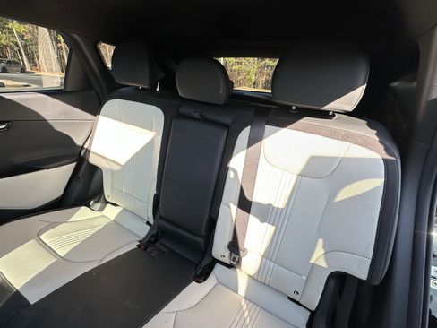 Used 2022 Kia EV6 GT-Line w/ GT-Line White Seat Package image 9