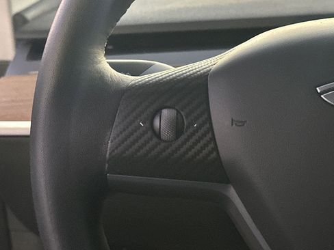 Used 2022 Tesla Model 3 Performance image 25