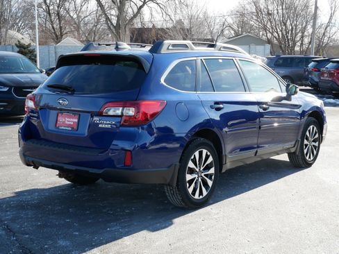 Used 2017 Subaru Outback 2.5i Limited w/ Popular Package #5 image 7