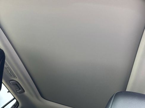 Used 2022 Toyota Highlander Platinum image 19