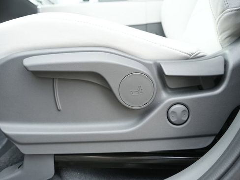 New 2026 Hyundai Santa Fe SE image 25