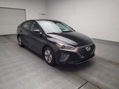 Used 2020 Hyundai Ioniq Blue image 13