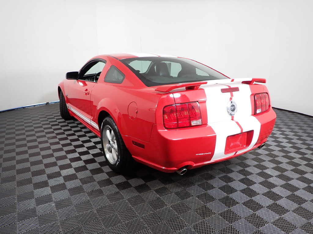 Used 2008 Ford Mustang GT RWD image 9