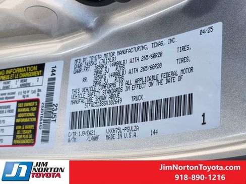 Used 2025 Toyota Tundra Limited w/ TRD Off-Road Package AWD/4WD image 33
