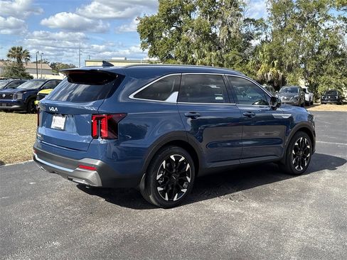 Used 2024 Kia Sorento SX image 7