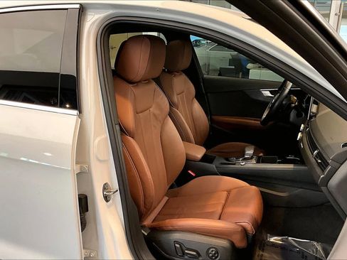 Used 2021 Audi A4 2.0T Premium image 9