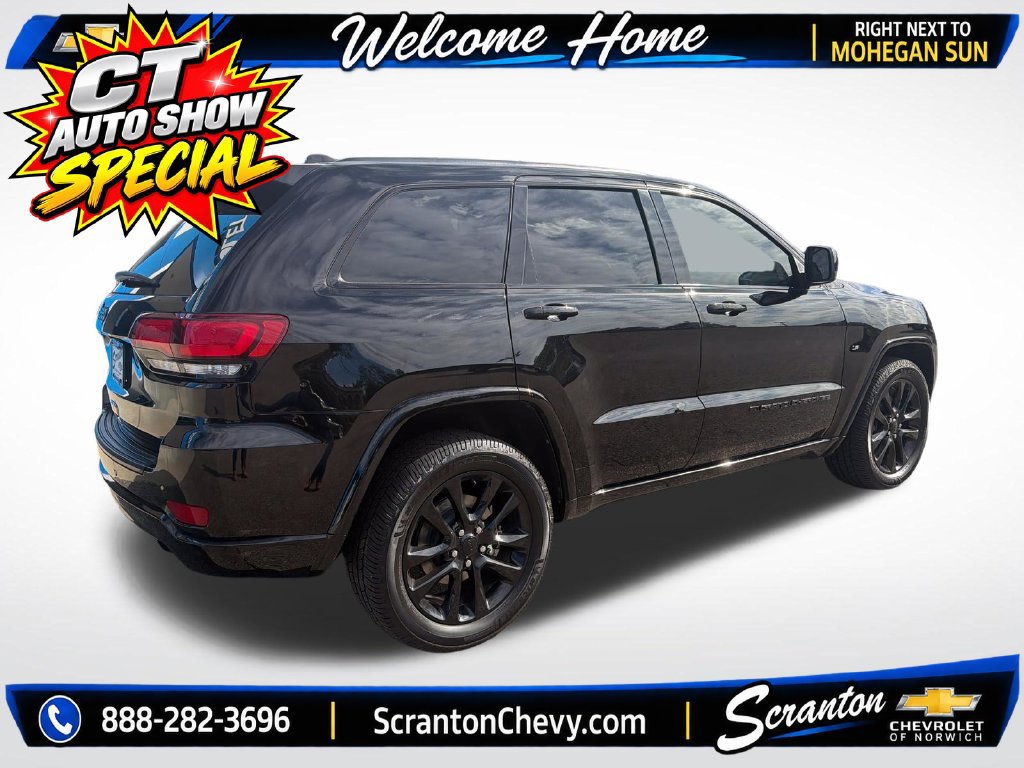 Used 2022 Jeep Grand Cherokee Laredo X AWD/4WD image 5