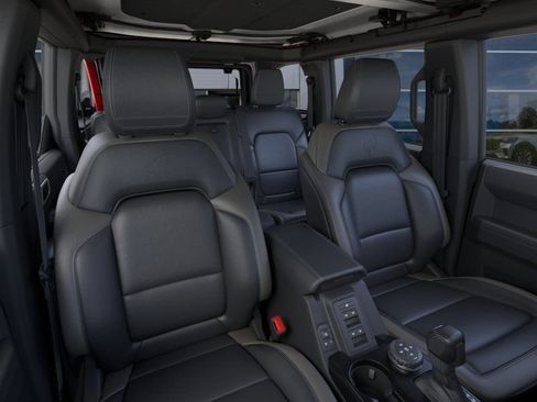 New 2026 Ford Bronco Outer Banks w/ Sasquatch Package AWD/4WD image 11
