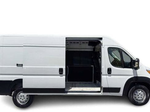 Used 2023 RAM ProMaster 2500 FWD image 8