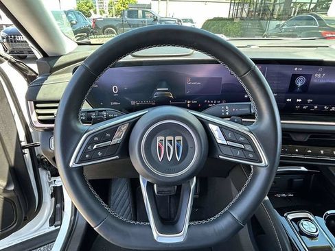 Used 2025 Buick Envision Sport Touring AWD/4WD image 21