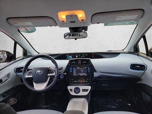 Used 2019 Toyota Prius Prime Plus image 17