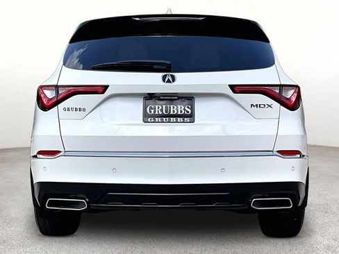 Used 2023 Acura MDX FWD w/ Technology Package image 4