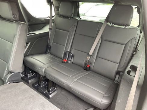 Used 2025 Chevrolet Tahoe LT AWD/4WD image 28