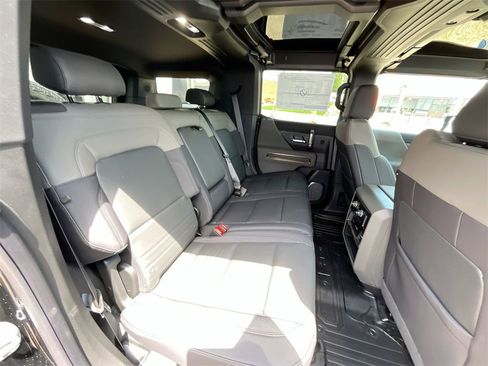 New 2025 GMC Hummer EV 3X image 41