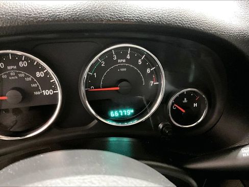 Used 2015 Jeep Wrangler Unlimited Sport AWD/4WD image 20