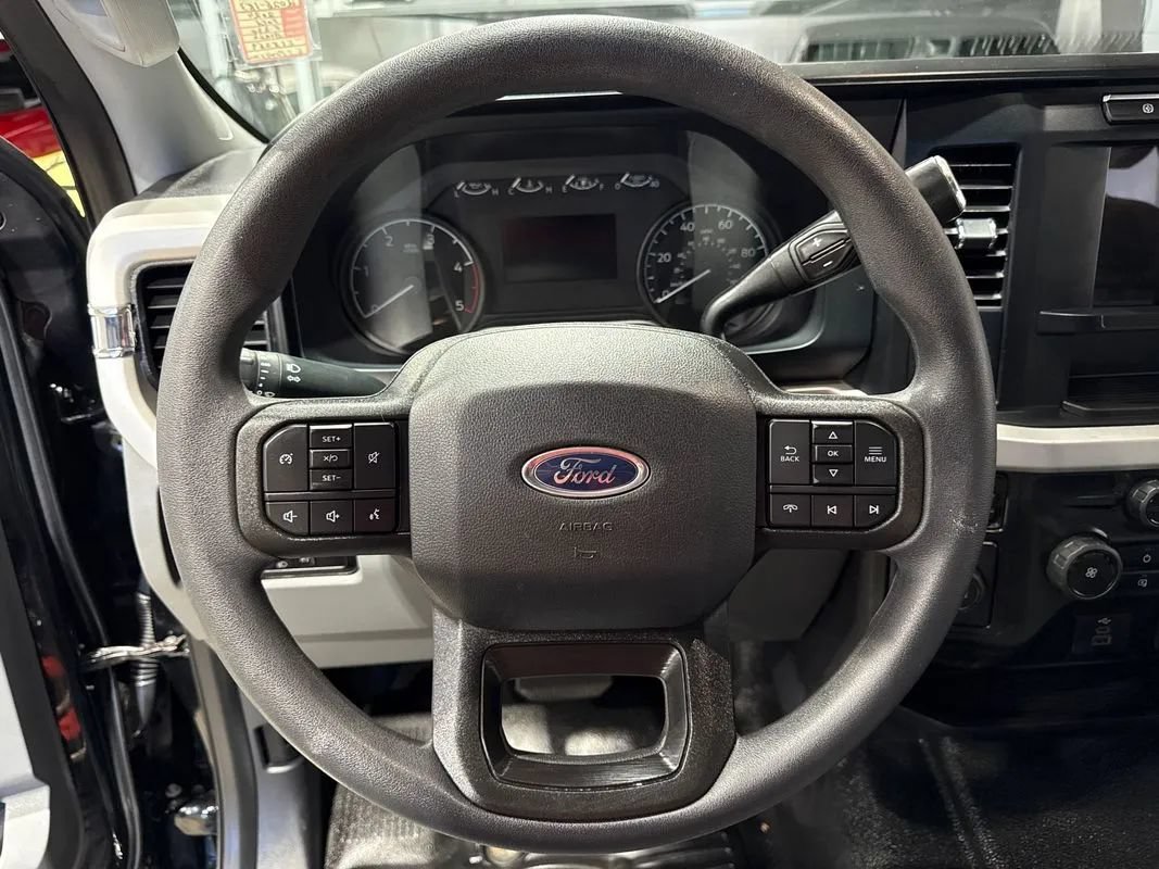 Used 2024 Ford F250 XL w/ XL Chrome Package RWD image 97
