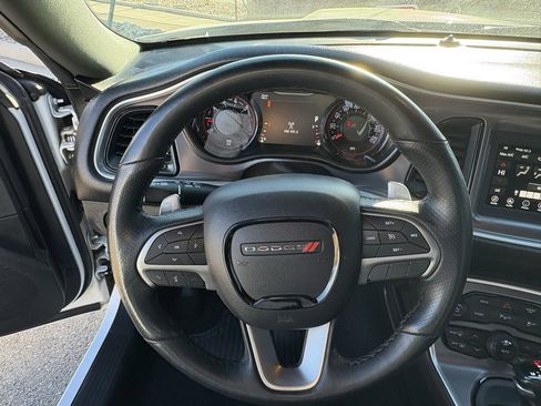 Used 2019 Dodge Challenger R/T w/ Driver Convenience Group image 2