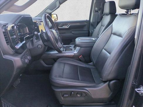 Used 2022 Chevrolet Silverado 1500 LTZ image 16