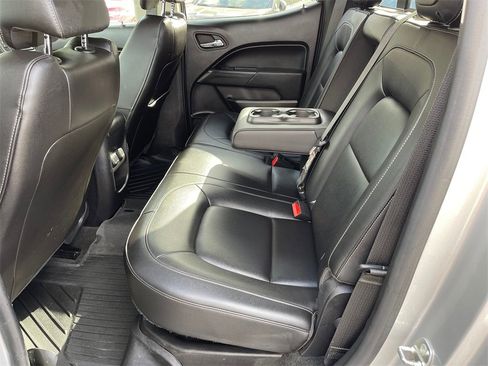 Used 2018 Chevrolet Colorado ZR2 image 12