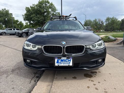 Used 2018 BMW 320i xDrive Sedan AWD/4WD image 8