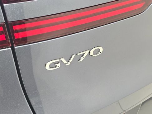 New 2026 Genesis GV70 2.5T Advanced AWD/4WD image 9