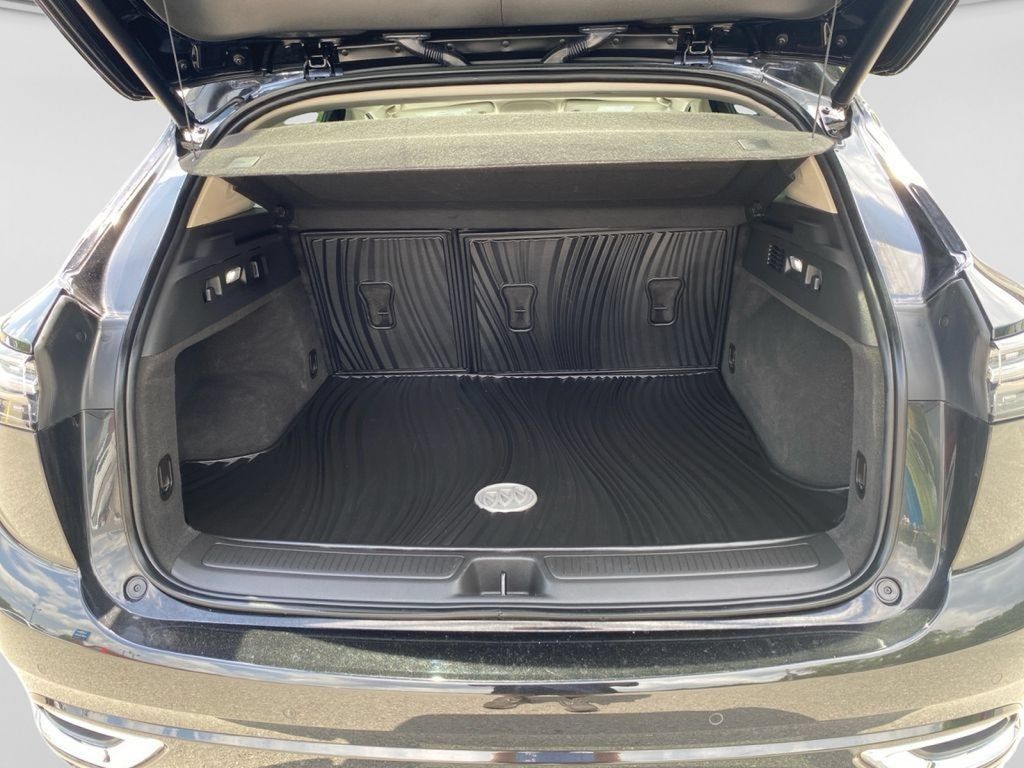 Used 2023 Buick Envision Avenir AWD/4WD image 13