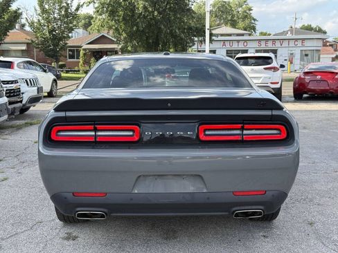 Used 2019 Dodge Challenger GT w/ Blacktop Package AWD/4WD image 10