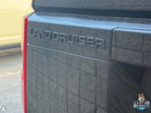 Used 2024 Toyota Land Cruiser image 12