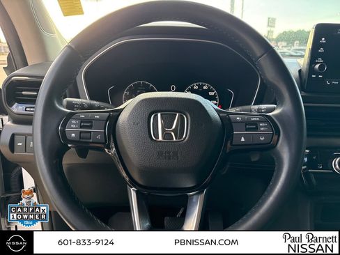 Used 2025 Honda Pilot EX-L image 17