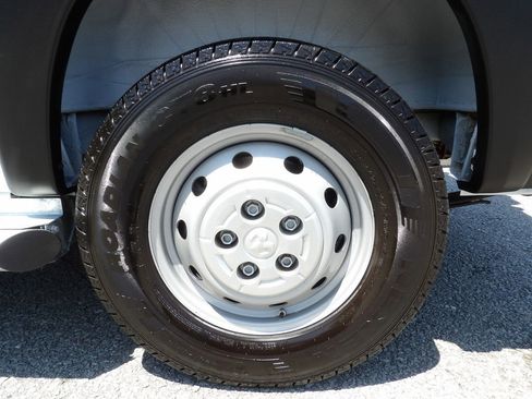 Used 2023 RAM ProMaster 2500 image 41