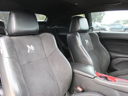 Used 2016 Dodge Challenger R/T Scat Pack RWD image 25