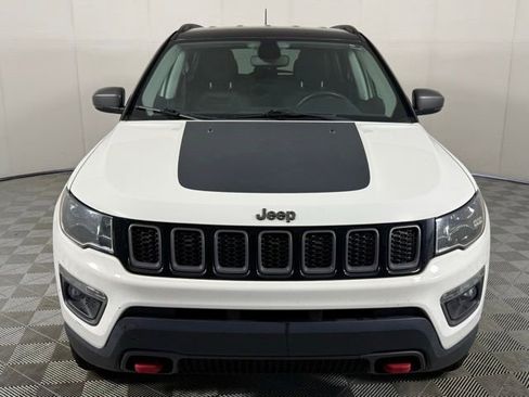 Used 2019 Jeep Compass Trailhawk AWD/4WD image 11