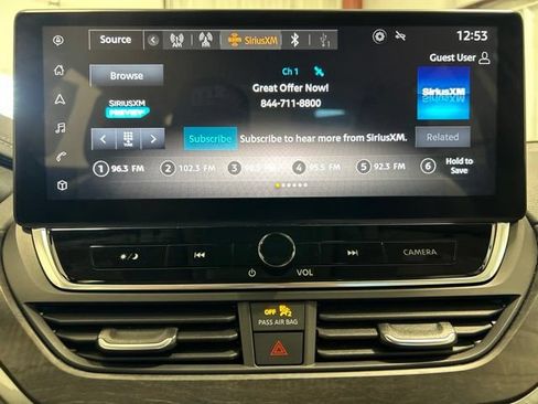 Used 2024 Nissan Altima 2.5 SL FWD image 31