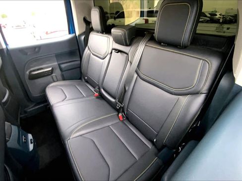 Used 2025 Ford Maverick Lobo image 20