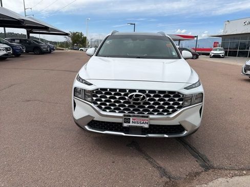 Used 2022 Hyundai Santa Fe SEL w/ Convenience + Premium Package AWD/4WD image 2