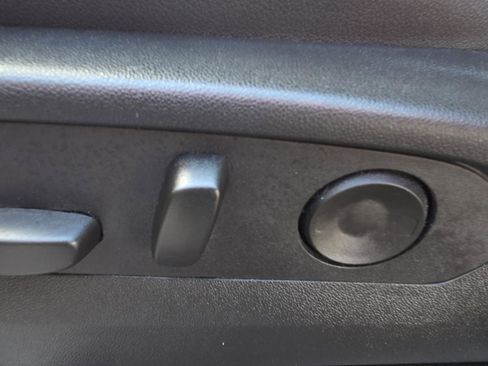 Used 2024 Chevrolet Tahoe Z71 w/ Z71 Off-Road Package image 34