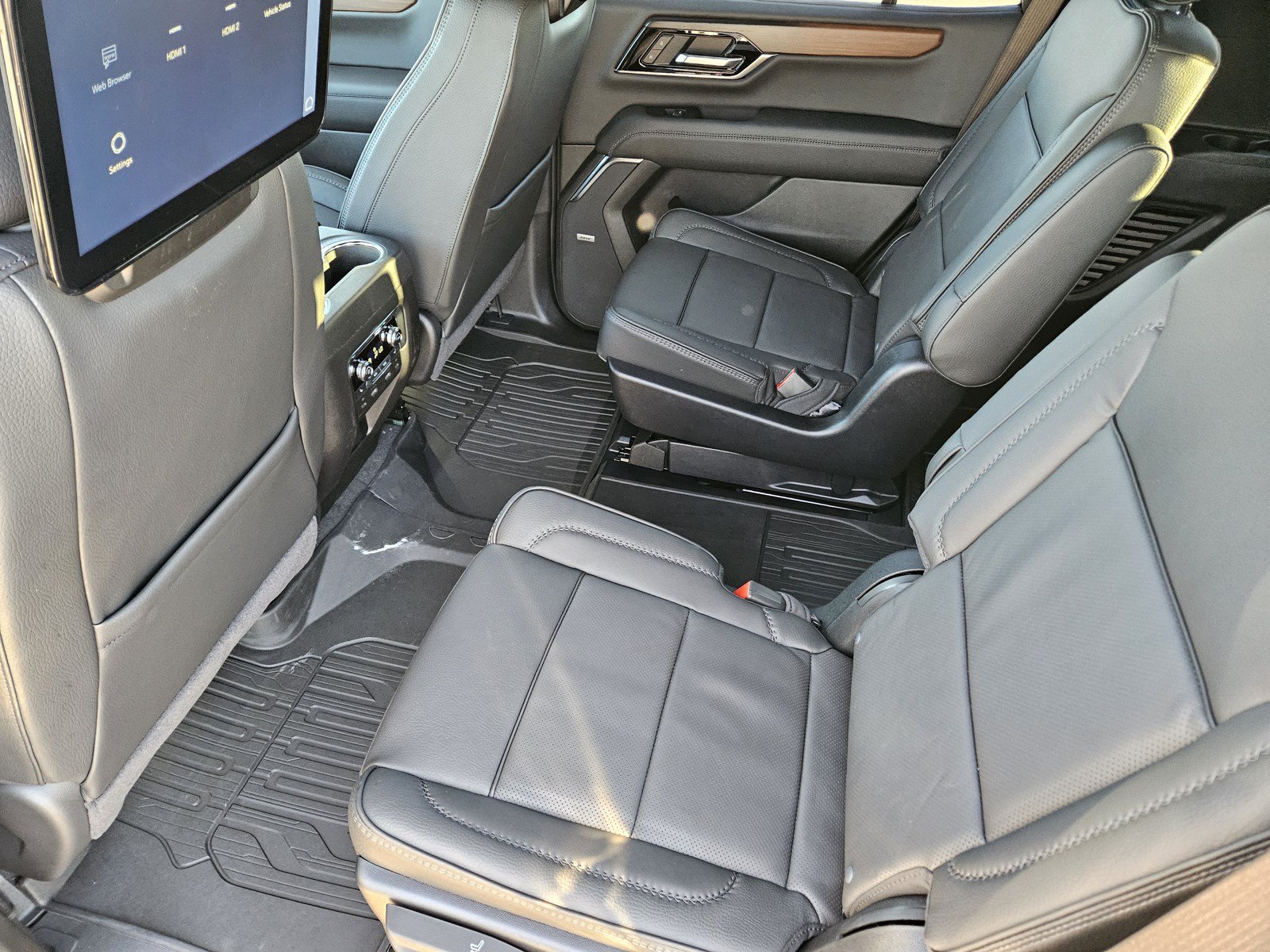 New 2027 GMC Yukon Denali w/ Denali Reserve Package AWD/4WD image 20