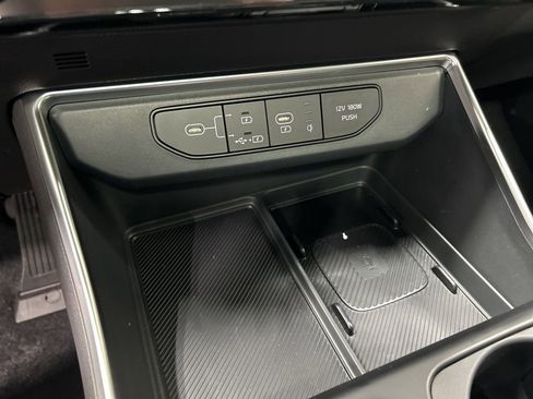 New 2026 Kia Carnival SX image 21