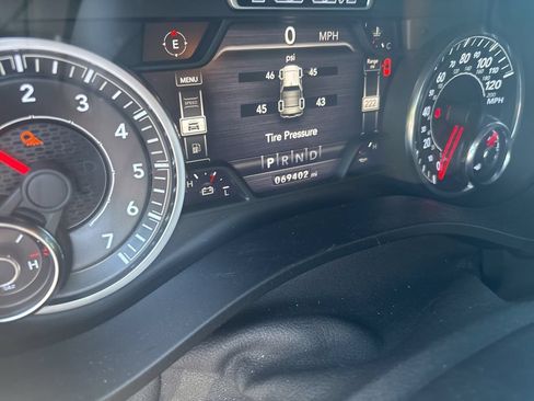 Used 2020 RAM 1500 Big Horn AWD/4WD image 10