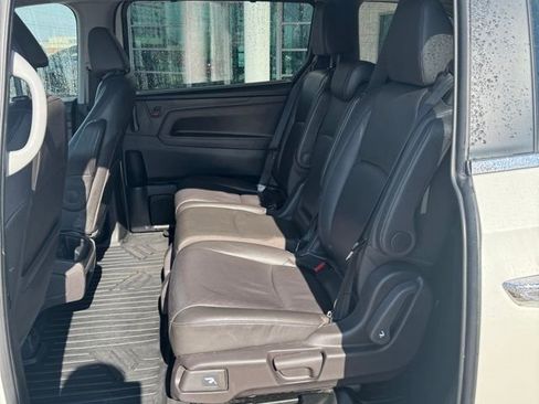 Used 2019 Honda Odyssey EX-L image 11