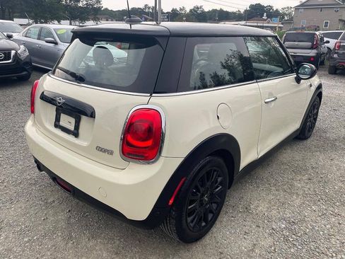 Used 2019 MINI Cooper 2-Door Hardtop FWD image 5