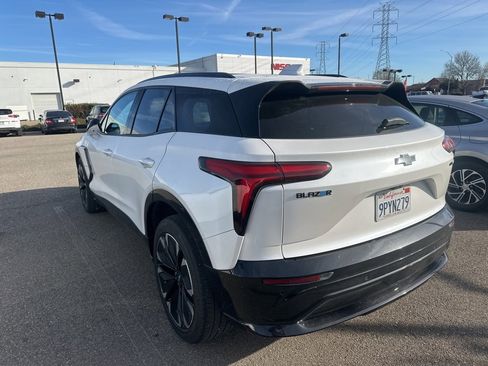 Used 2024 Chevrolet Blazer EV RS image 4