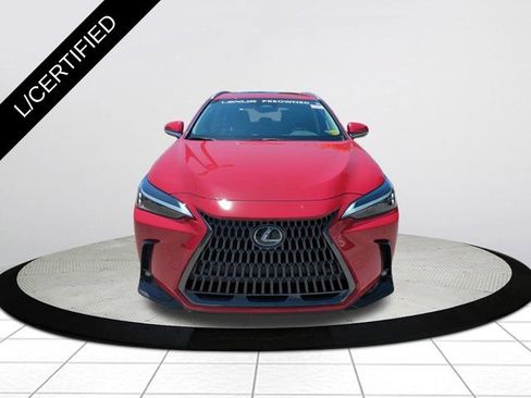 Certified 2025 Lexus NX 250 FWD w/ Towing Package (2000 Lbs) image 9