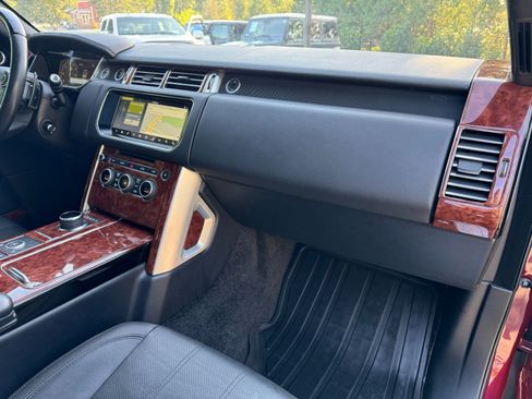 Used 2017 Land Rover Range Rover HSE image 35