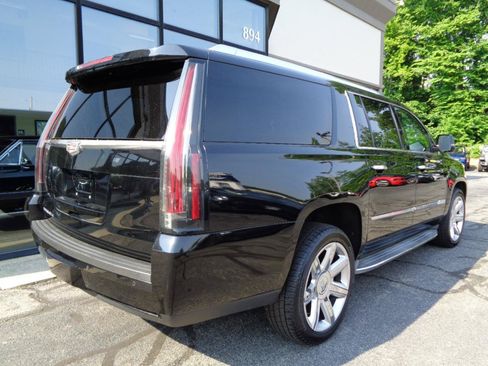 Used 2015 Cadillac Escalade ESV Luxury AWD/4WD image 5