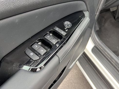 Used 2023 Kia Sportage SX Prestige image 17