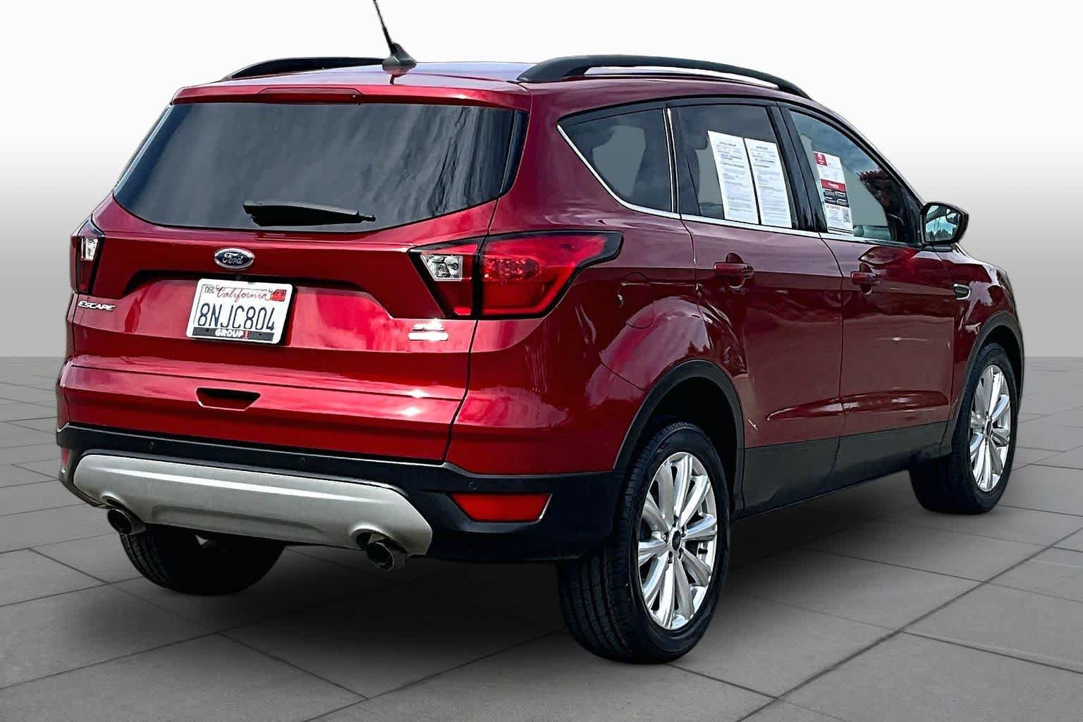 Used 2019 Ford Escape SEL FWD image 12